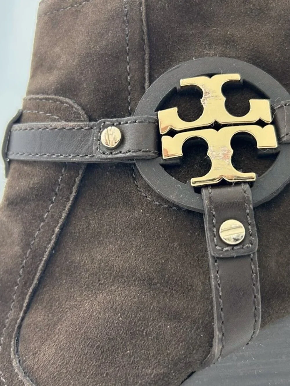 Tory Burch Aaden Suede Wedge Ankle Boots Brown Gold Logo Size 10